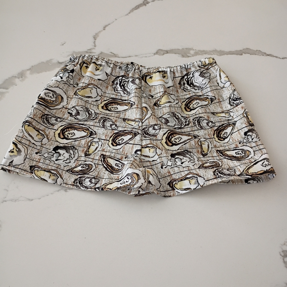 Boys Oyster Print Shorts Size 6-12 Months